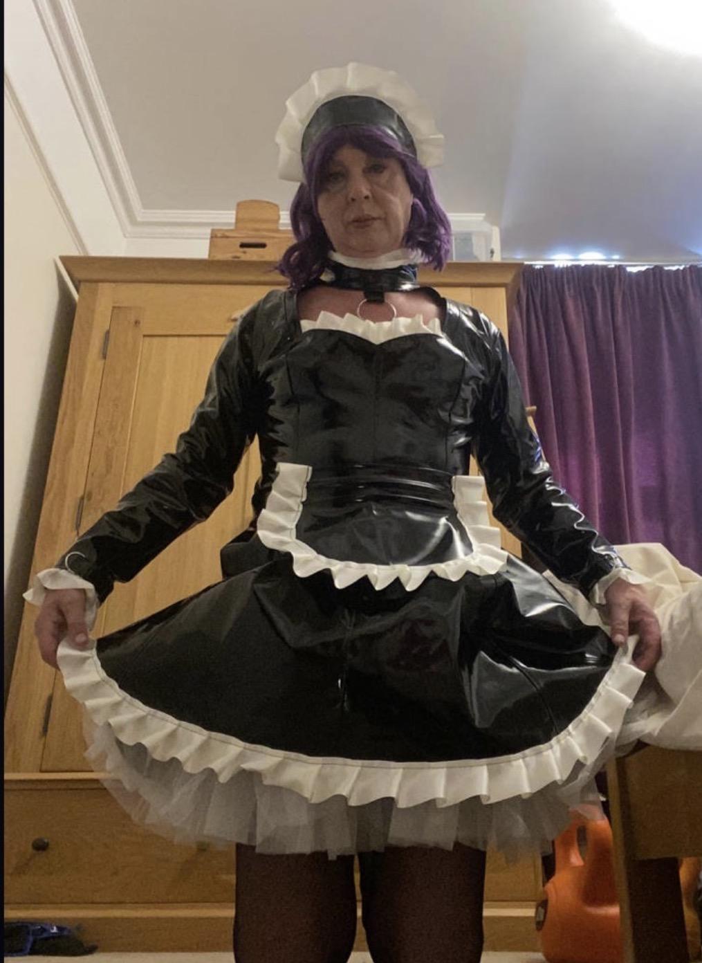 SissyElla100