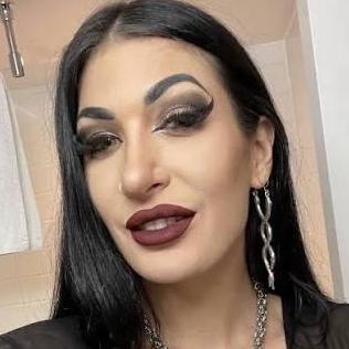 Mistressdamazonia2700